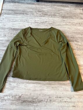 Old Navy Olive V-Neck Long Sleeve Tee